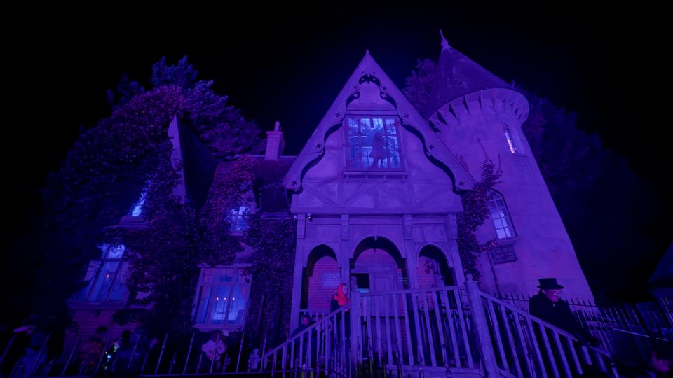 Alton Towers Mardi Gras: Vibrant Carnival Returns to the Resort — hero image
