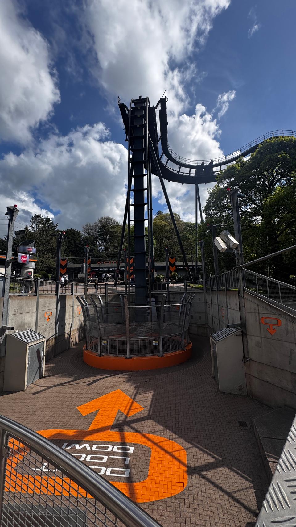 Your Ultimate Guide: How to Beat the Queues at Alton Towers — hero image