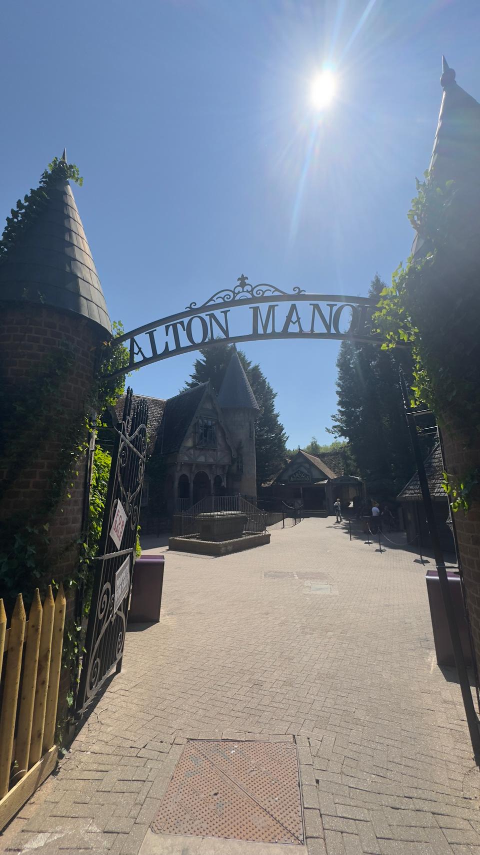 Alton Towers Fastrack Guide: Is it Worth the Price for Ultimate Thrills? — hero image