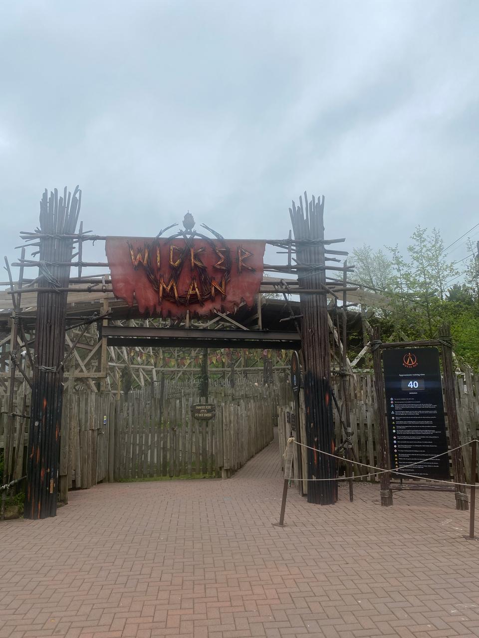 Alton Towers Stargazing Pods: The Ultimate Guide — hero image