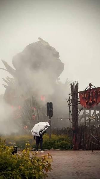 What to Wear to Alton Towers in Every Season: A Practical Packing Guide — hero image