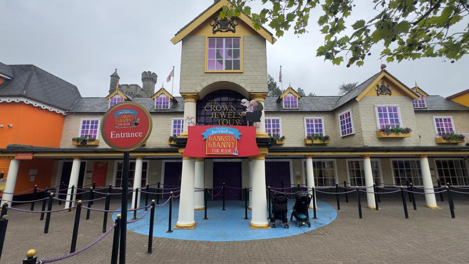 Alton Towers — What Happens If a Ride Stops While You're On It? — hero image